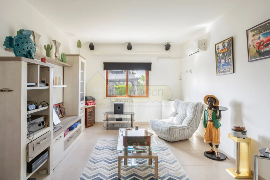 Moradia T5 para Venda em Luz de Tavira e Santo Estêvão Foto 22