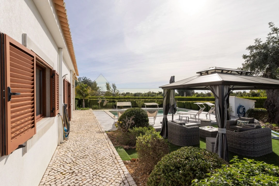 Moradia T5 para Venda em Luz de Tavira e Santo Estêvão Foto 36