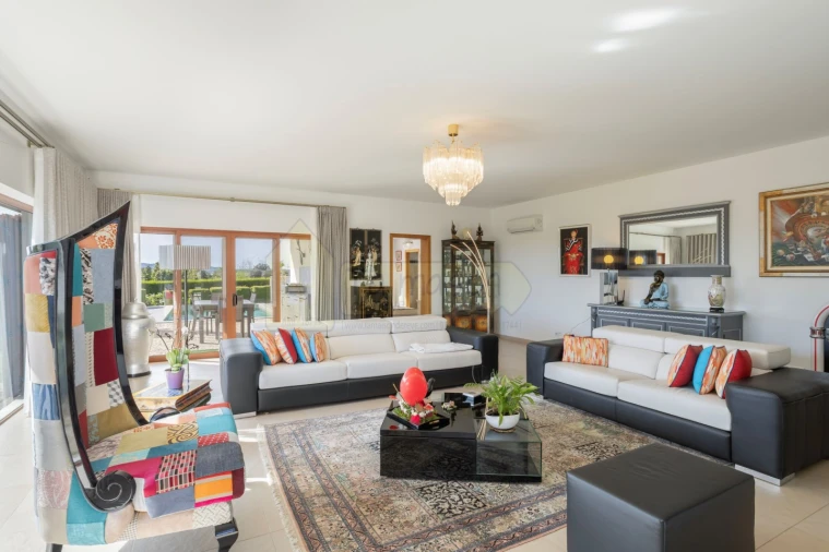 Moradia T5 para Venda em Luz de Tavira e Santo Estêvão Foto 17