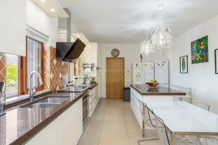 Moradia T5 para Venda em Luz de Tavira e Santo Estêvão Foto 12