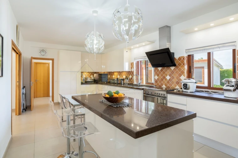 Moradia T5 para Venda em Luz de Tavira e Santo Estêvão Foto 11