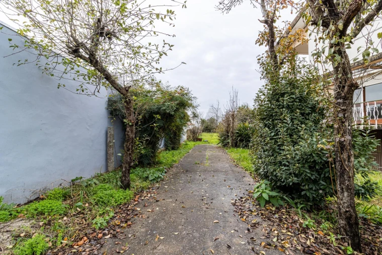 Moradia T4 para Venda em Escapães Foto 25