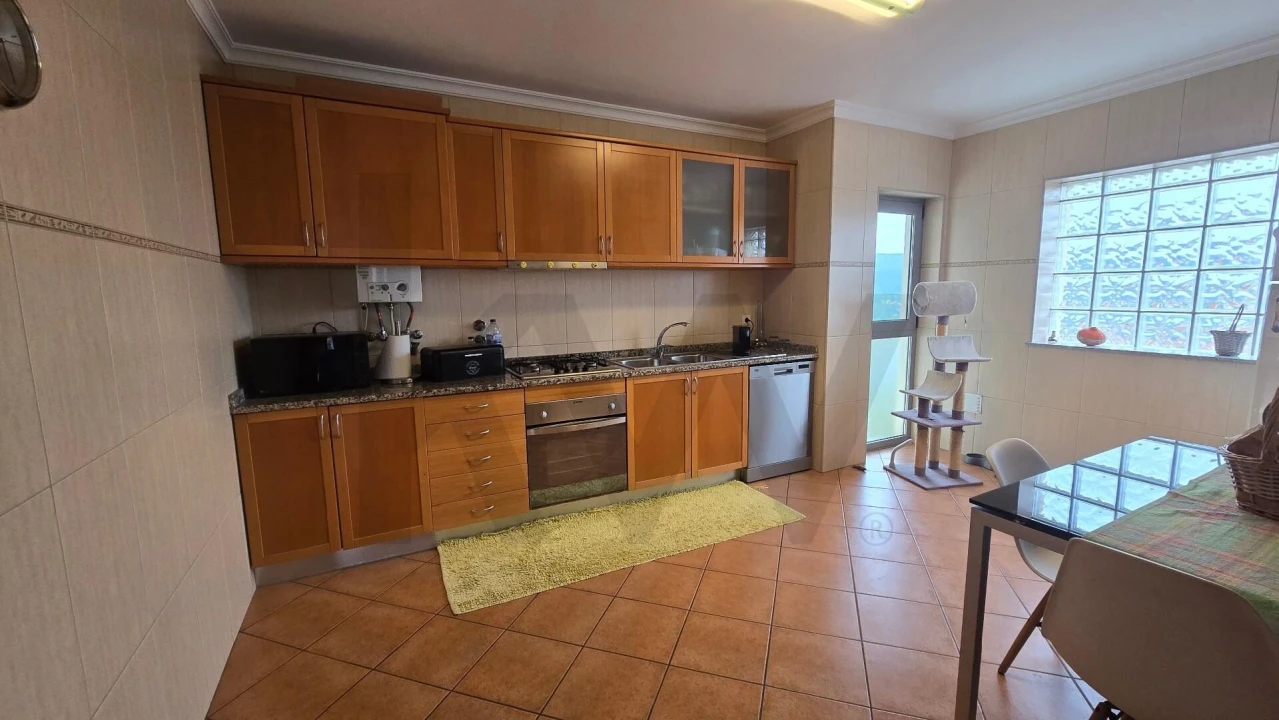 Apartamento T3 para Venda em Sever do Vouga Foto 18