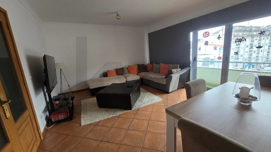 Apartamento T3 para Venda em Sever do Vouga Foto 2