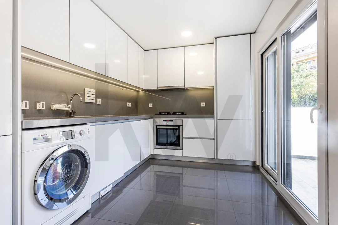 Apartamento T3 para Arrendamento em Carcavelos e Parede Foto 17