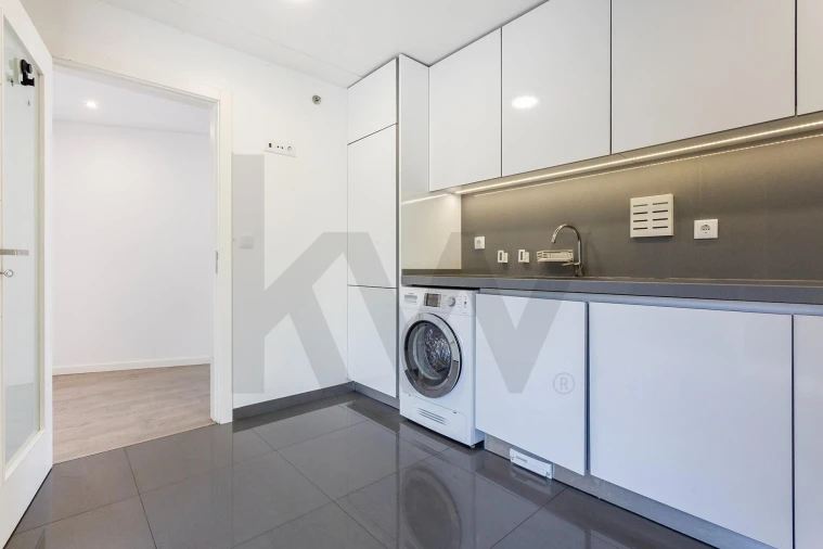 Apartamento T3 para Arrendamento em Carcavelos e Parede Foto 19