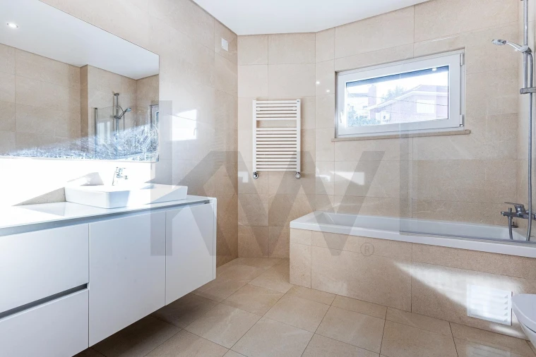 Apartamento T3 para Arrendamento em Carcavelos e Parede Foto 13