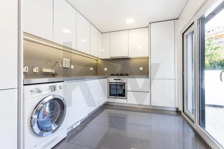 Apartamento T3 para Arrendamento em Carcavelos e Parede Foto 16