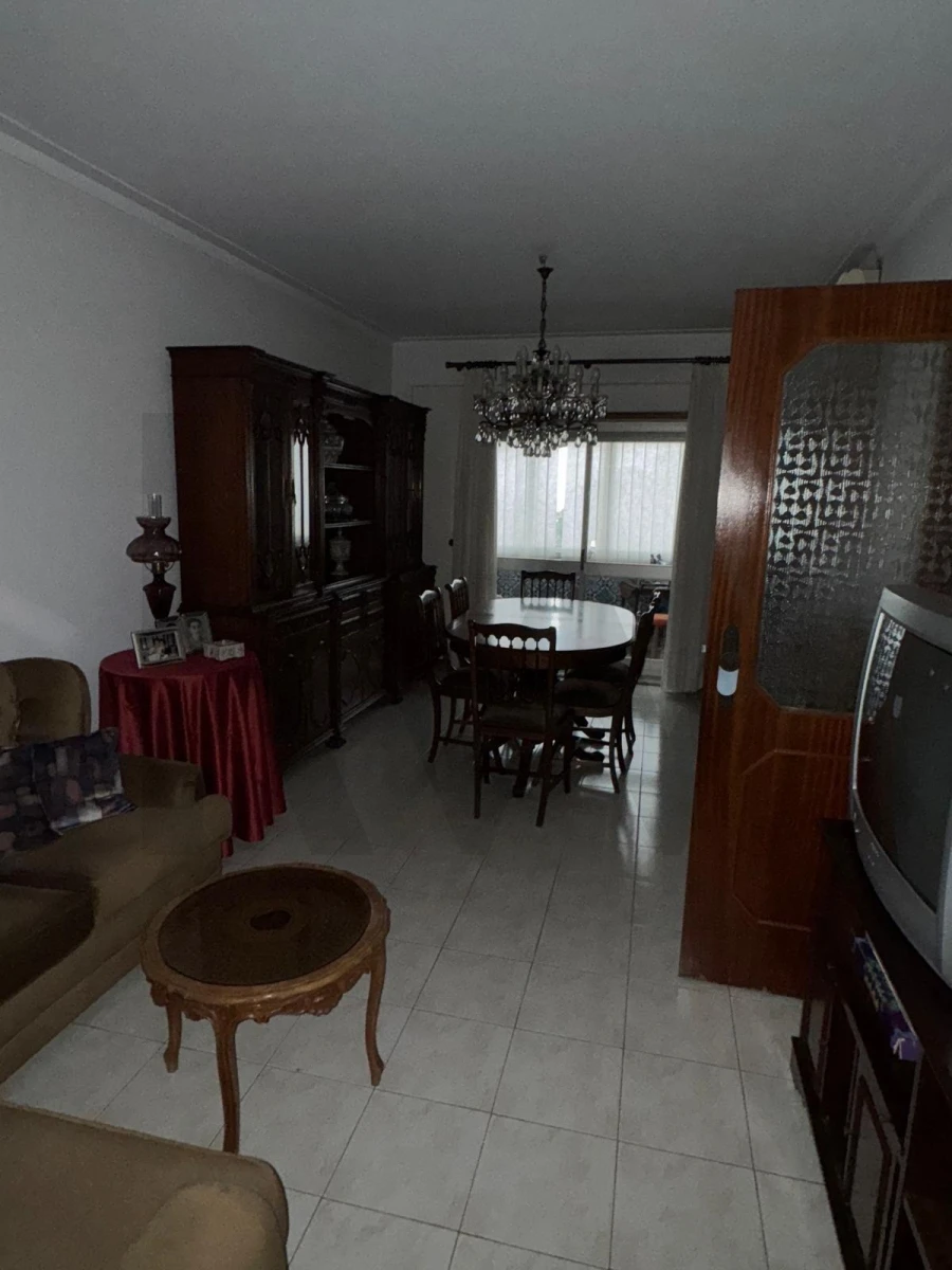 Apartamento T2 para Venda em Mafamude e Vilar do Paraíso Foto 4