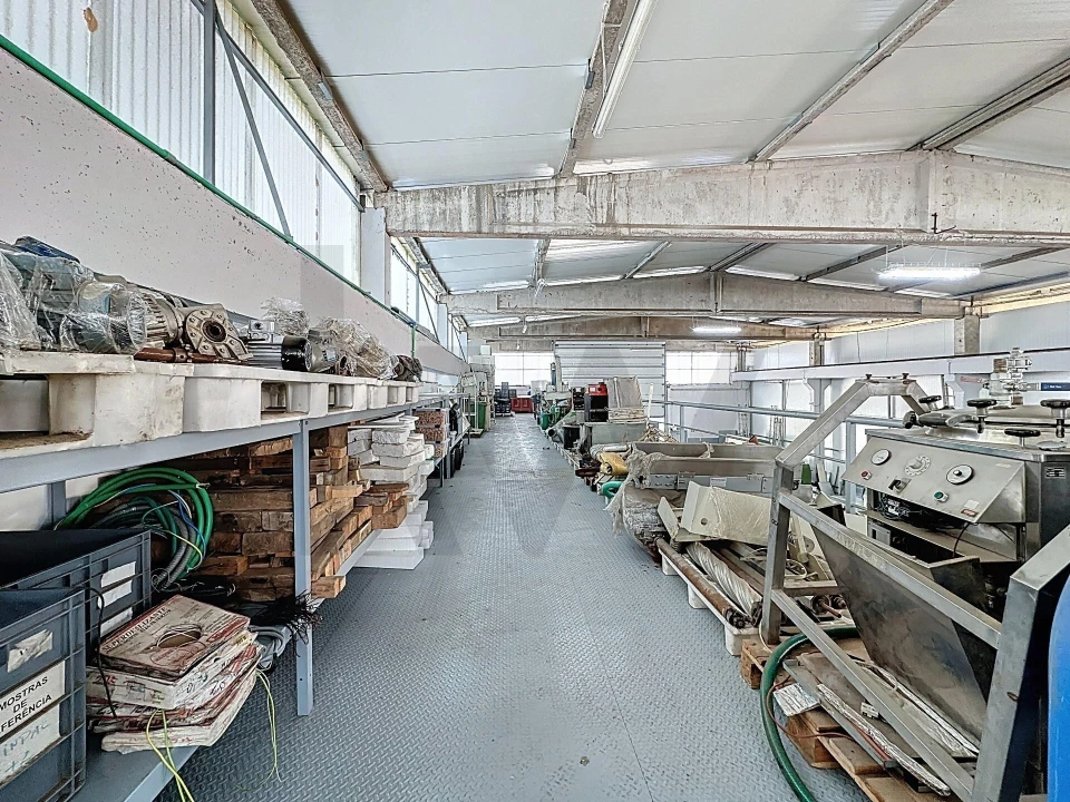 Armazém para Venda em São João de Ver Foto 15