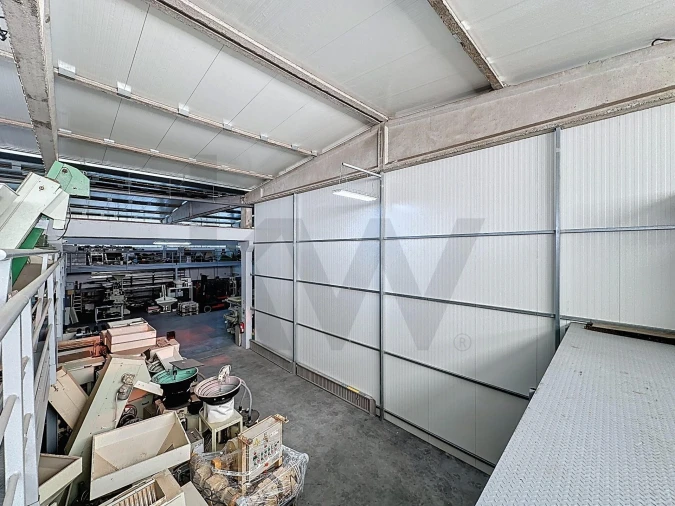 Armazém para Venda em São João de Ver Foto 17