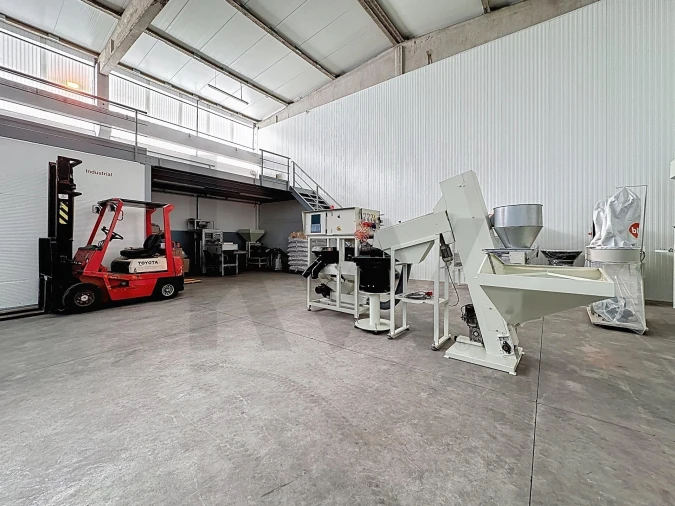 Armazém para Venda em São João de Ver Foto 26