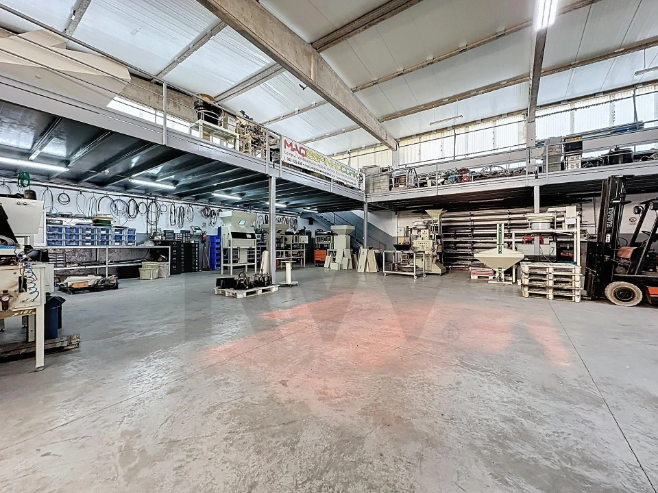 Armazém para Venda em São João de Ver Foto 10