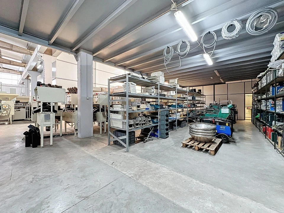 Armazém para Venda em São João de Ver Foto 11