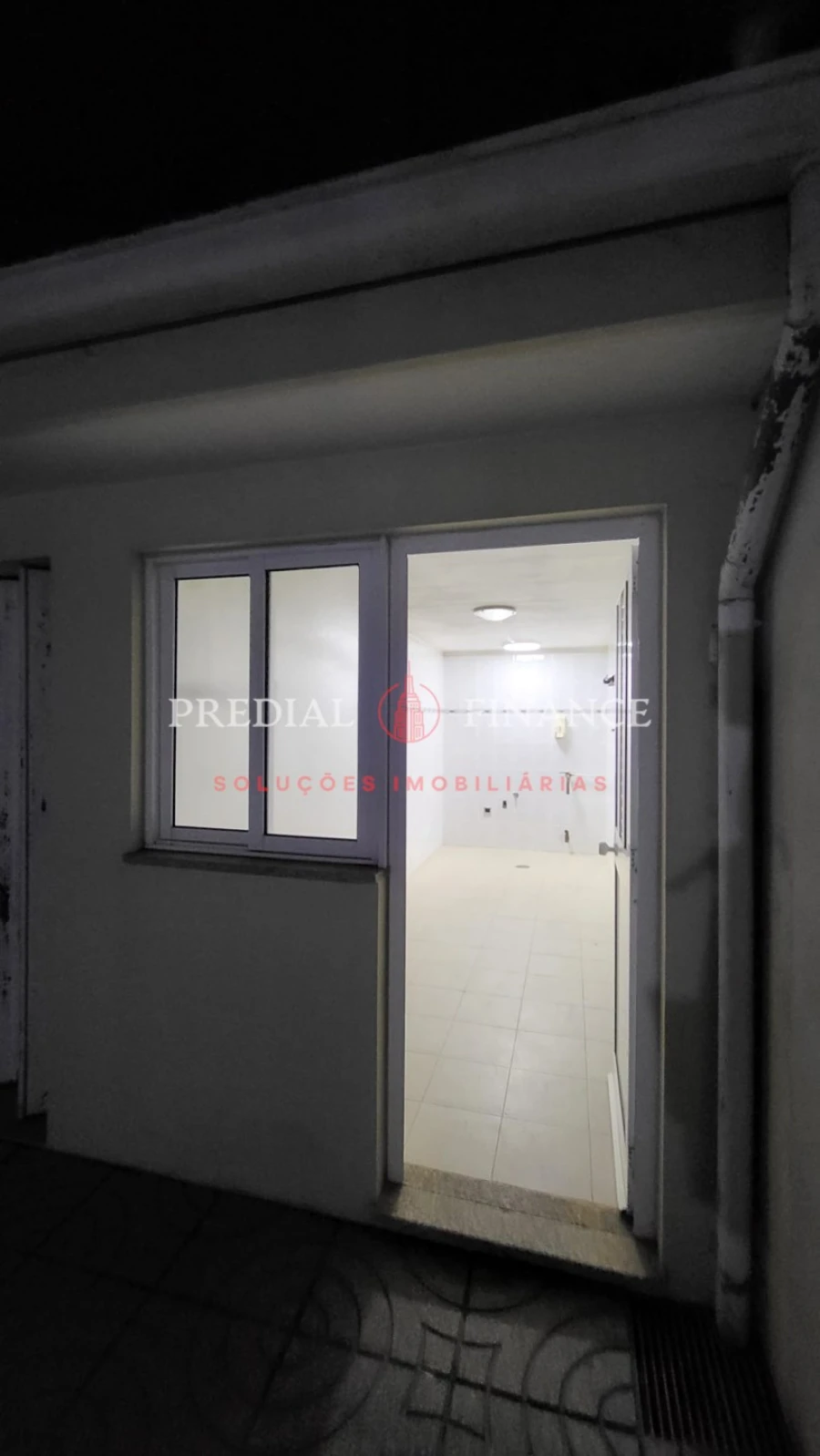 Moradia T4 para Venda em Castêlo da Maia Foto 33