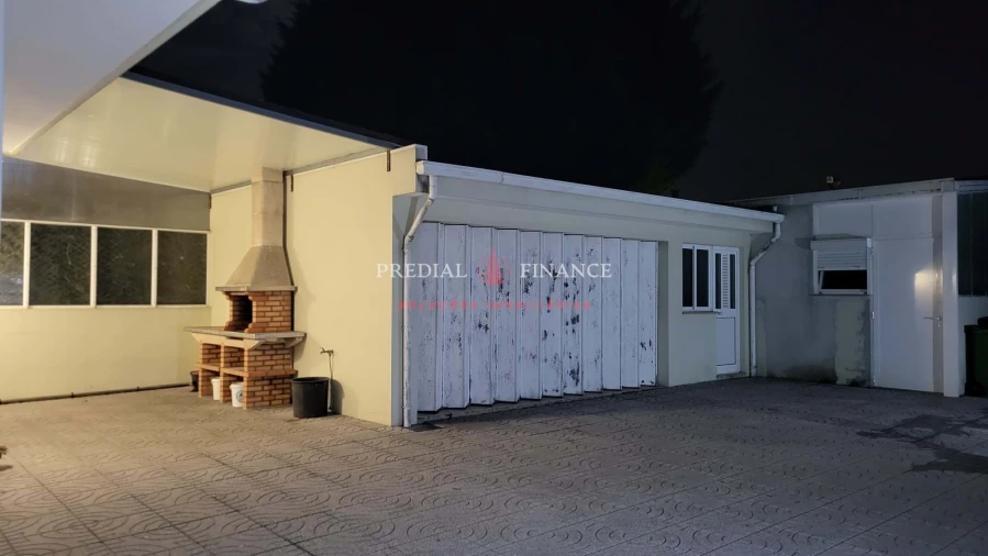 Moradia T4 para Venda em Castêlo da Maia Foto 28