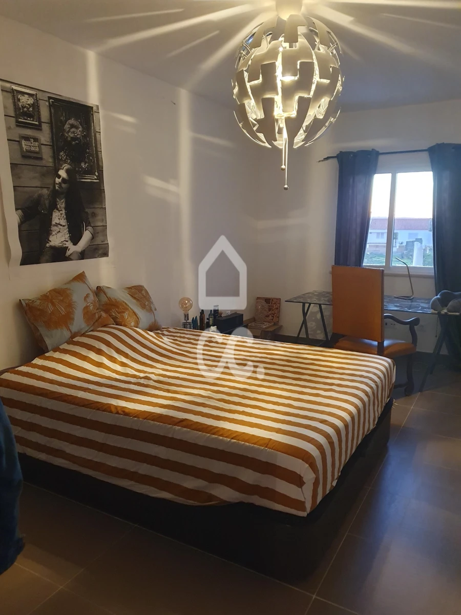 Moradia T3 para Venda em Martim Longo Foto 11