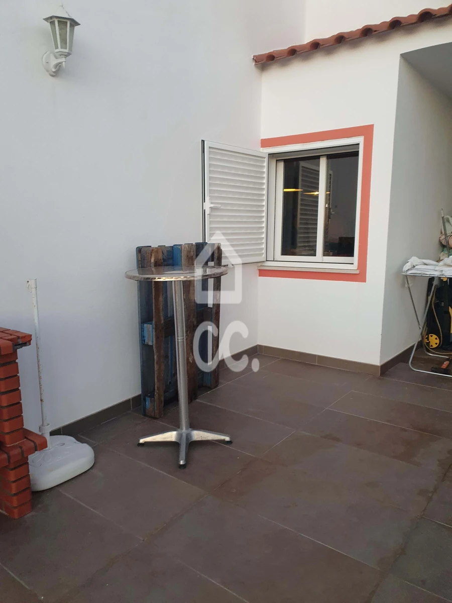 Moradia T3 para Venda em Martim Longo Foto 32