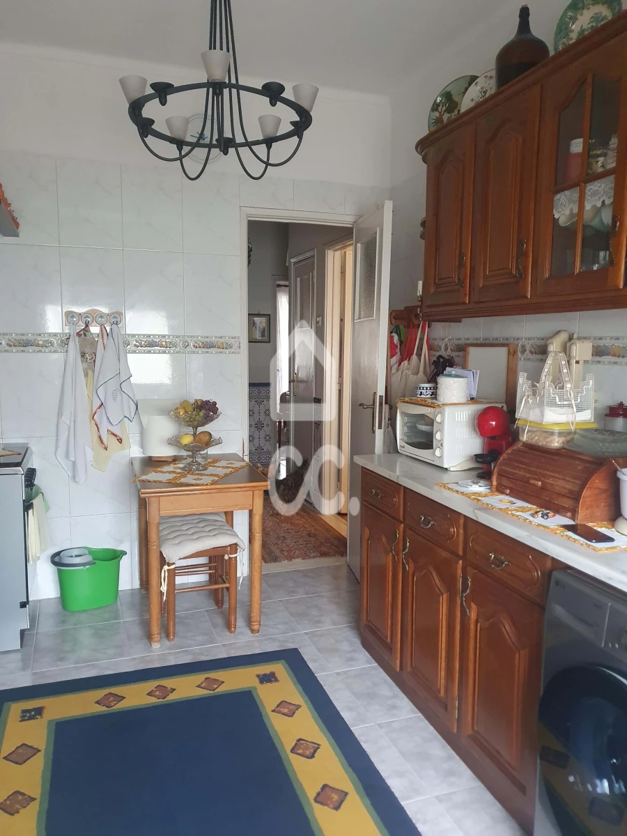 Apartamento T2 para Venda em Falagueira-Venda Nova Foto 6