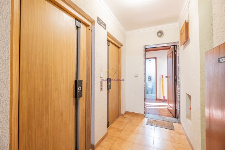 Apartamento T3 para Venda em União das Freguesias de Setúbal Foto 35