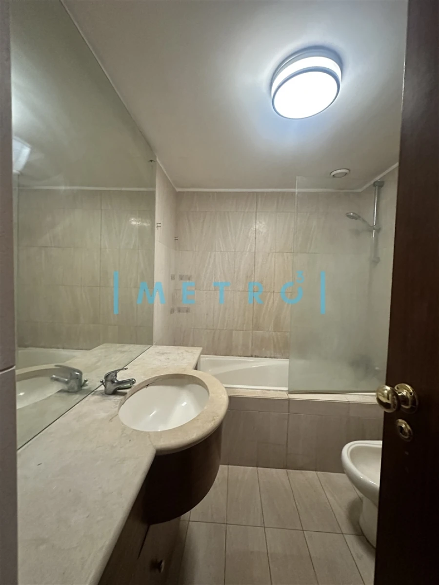 Apartamento T1 para Arrendamento em Aldoar, Foz do Douro e Nevogilde Foto 9