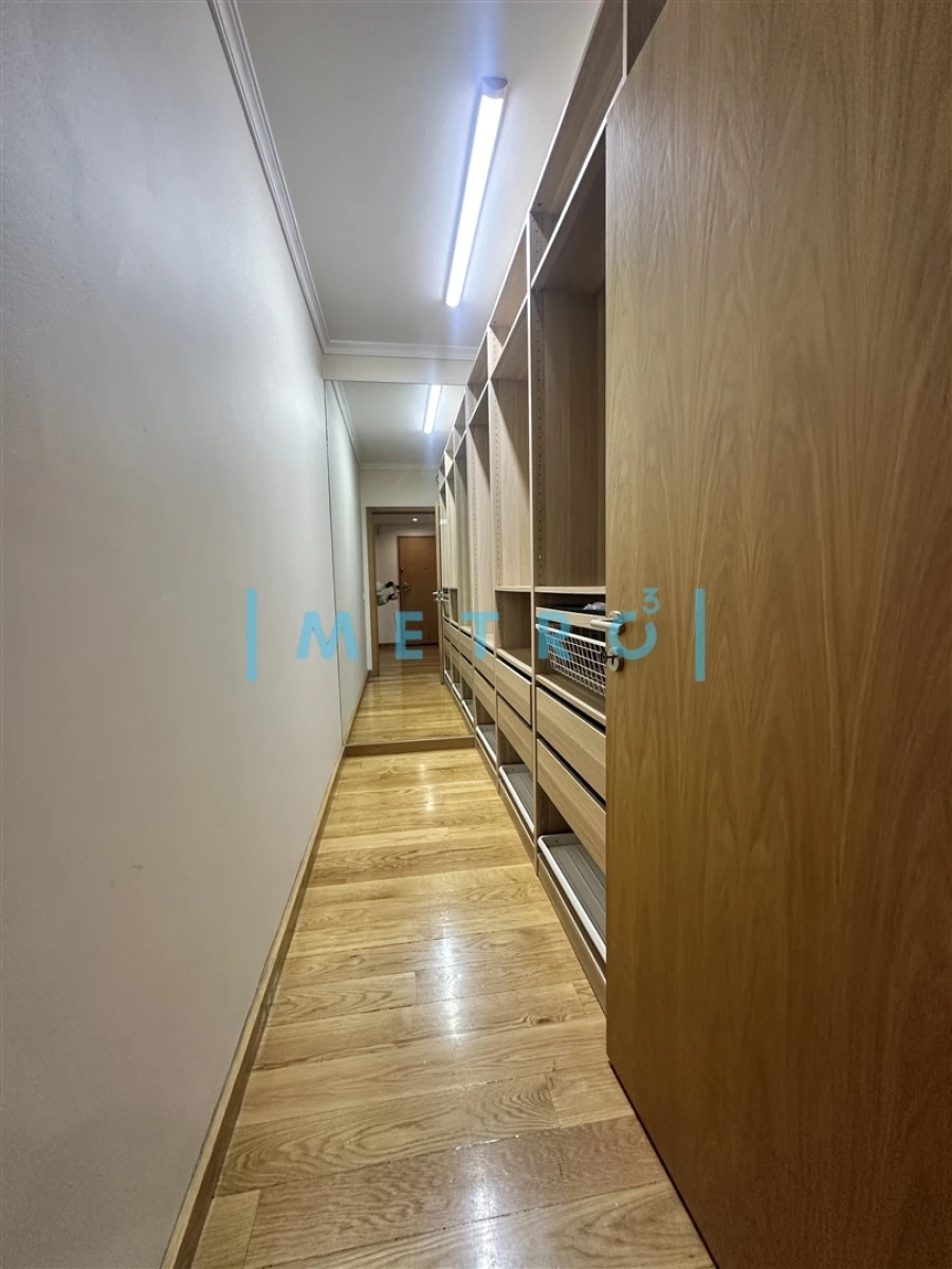 Apartamento T1 para Arrendamento em Aldoar, Foz do Douro e Nevogilde Foto 4