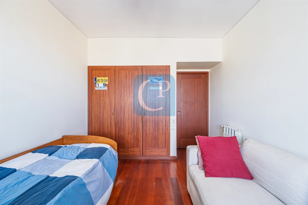 Apartamento T4 para Venda em Ramalde Foto 21