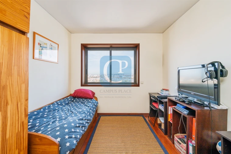 Apartamento T4 para Venda em Ramalde Foto 25