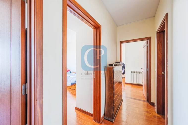 Apartamento T4 para Venda em Ramalde Foto 20