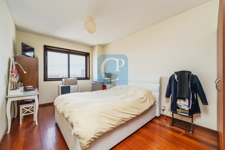 Apartamento T4 para Venda em Ramalde Foto 27