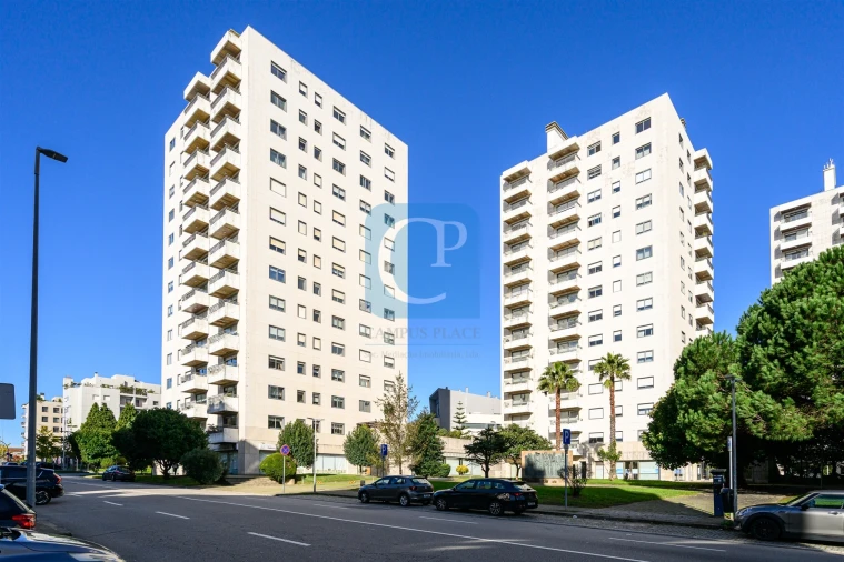 Apartamento T4 para Venda em Ramalde Foto 34