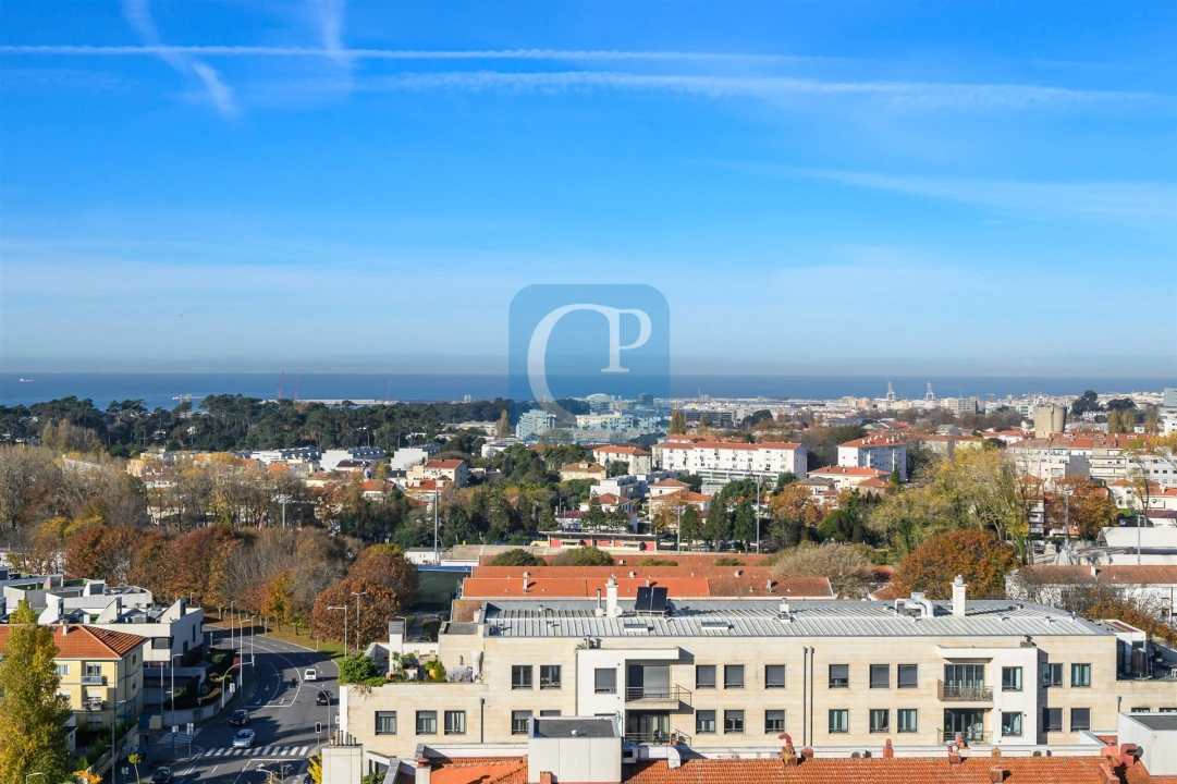 Apartamento T4 para Venda em Ramalde Foto 14