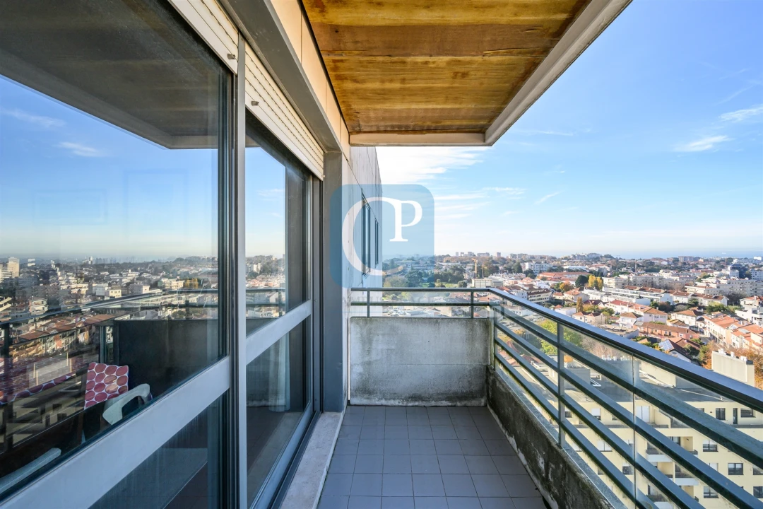 Apartamento T4 para Venda em Ramalde Foto 12