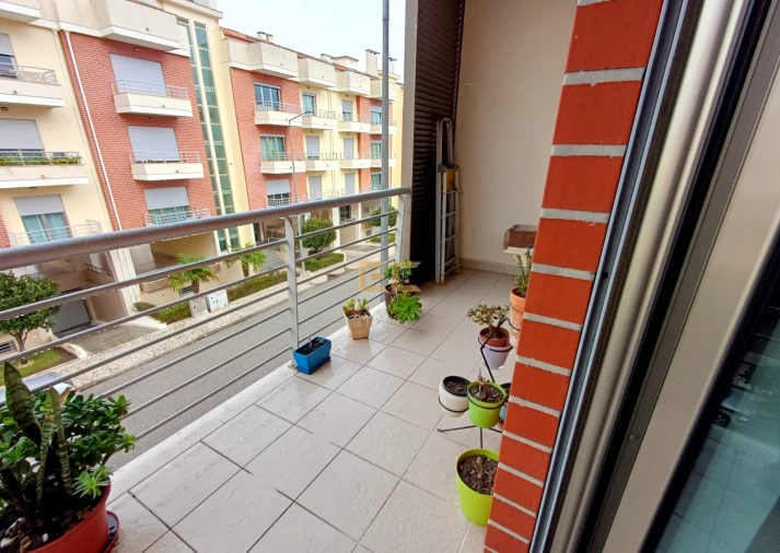 Apartamento T3 para Venda em Buarcos Foto 11