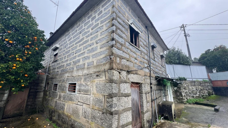 Moradia T3 para Venda em São Tomé de Negrelos Foto 16