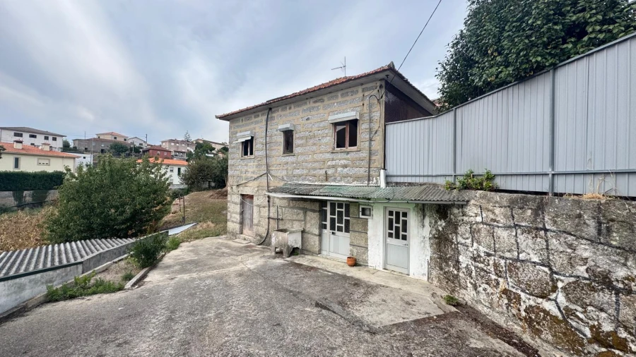 Moradia T3 para Venda em São Tomé de Negrelos Foto 2