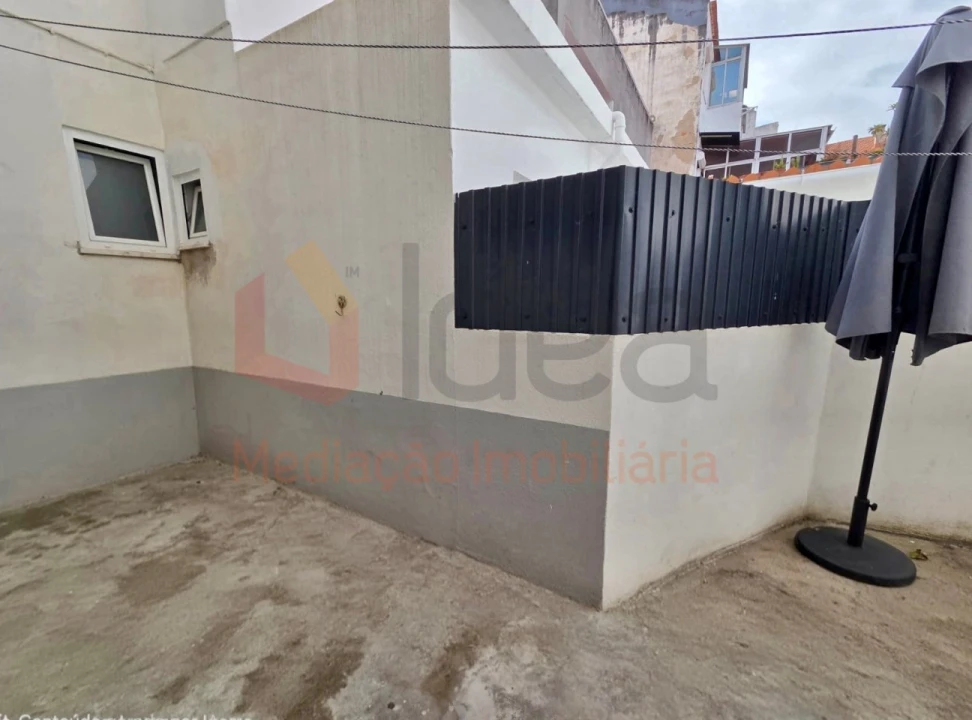 Apartamento T1 para Venda em Baixa da Banheira e Vale da Amoreira Foto 4