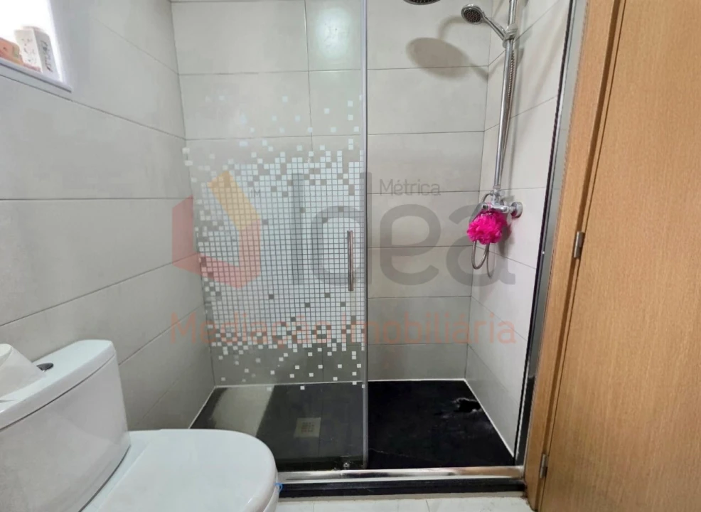 Apartamento T1 para Venda em Baixa da Banheira e Vale da Amoreira Foto 10