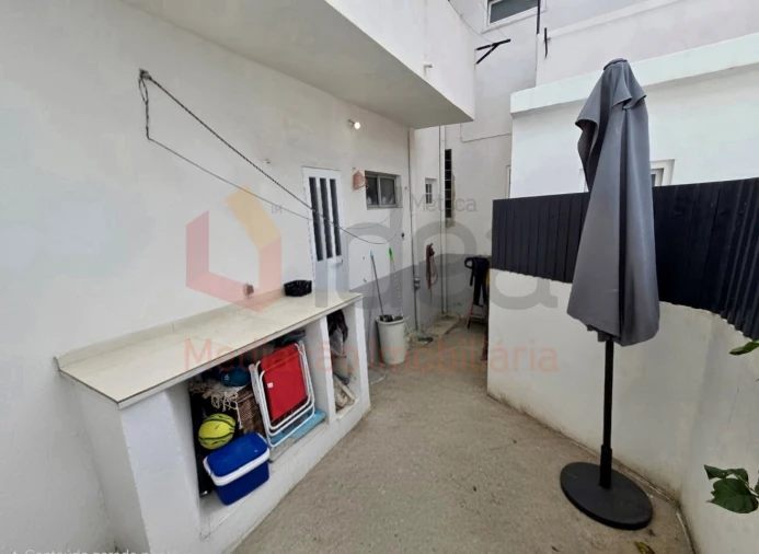 Apartamento T1 para Venda em Baixa da Banheira e Vale da Amoreira Foto 8