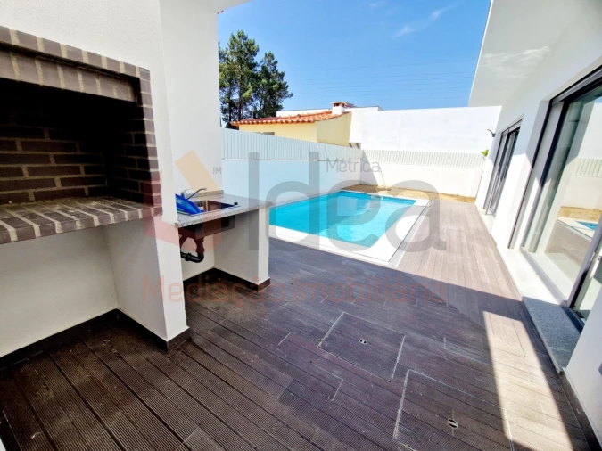 Moradia T3 para Venda em Fernao Ferro Foto 3