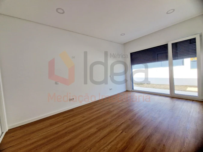 Moradia T3 para Venda em Fernao Ferro Foto 20