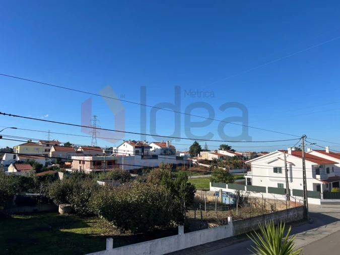 Moradia T3 para Venda em Fernao Ferro Foto 6