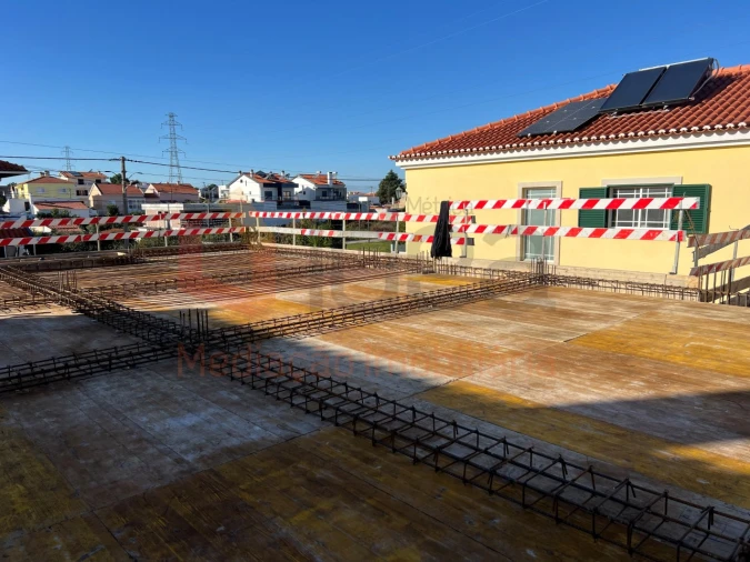 Moradia T3 para Venda em Fernao Ferro Foto 28