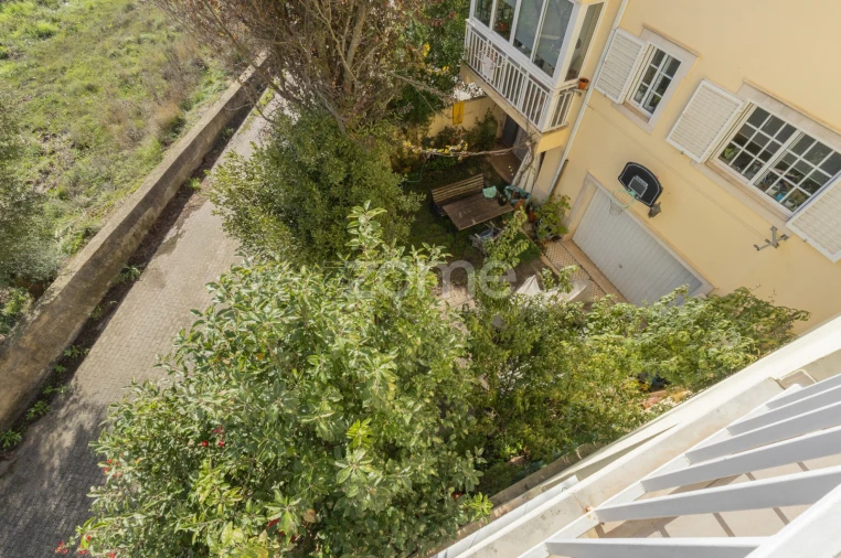 Moradia T6 para Venda em Rio de Mouro Foto 57