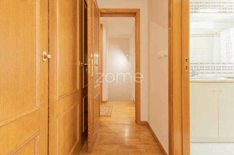 Moradia T6 para Venda em Rio de Mouro Foto 12