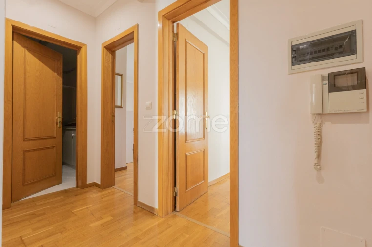 Moradia T6 para Venda em Rio de Mouro Foto 27