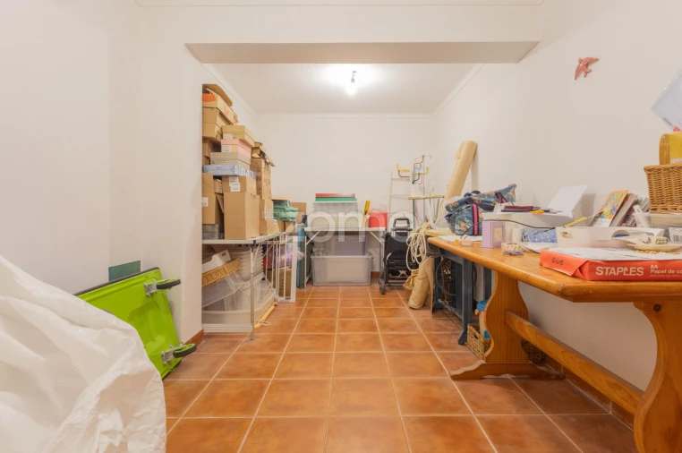 Moradia T6 para Venda em Rio de Mouro Foto 48