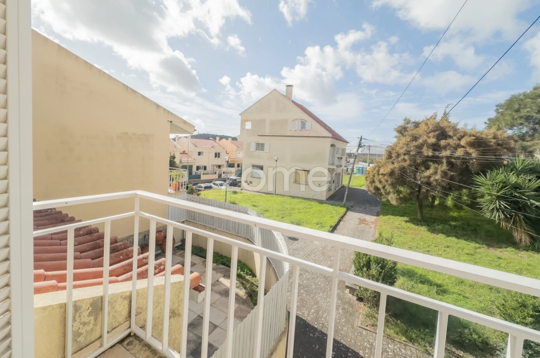 Moradia T6 para Venda em Rio de Mouro Foto 8