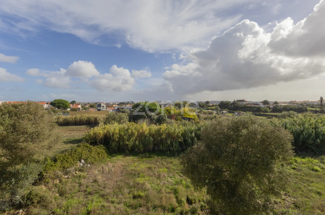Moradia T6 para Venda em Rio de Mouro Foto 60