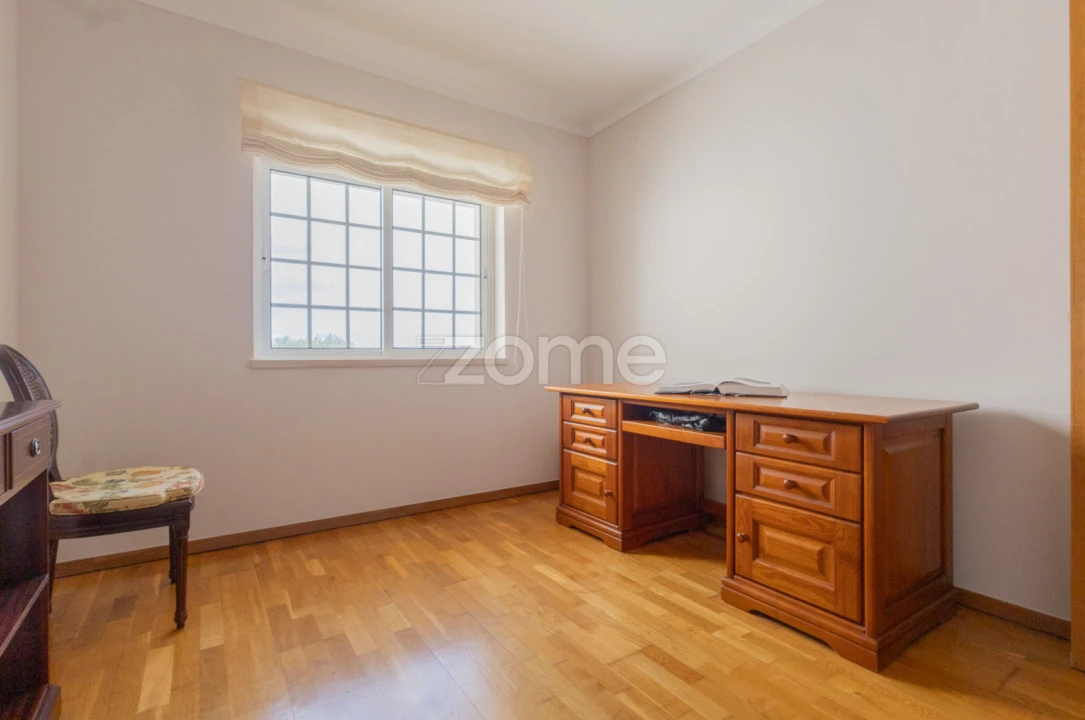 Moradia T6 para Venda em Rio de Mouro Foto 30